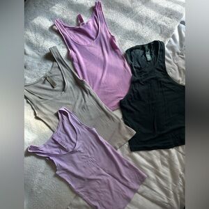 SKIMS SOFT LOUNGE RIBBED TANKS XXS
